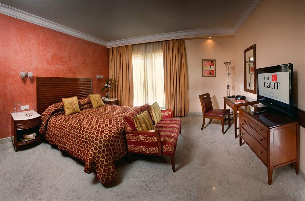 Hotel Residency Andheri Mumbai  Buitenkant foto